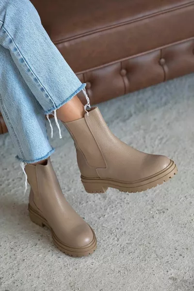 Helen Damen Elastisches Detail Poststiefel aus echtem Leder Nerz