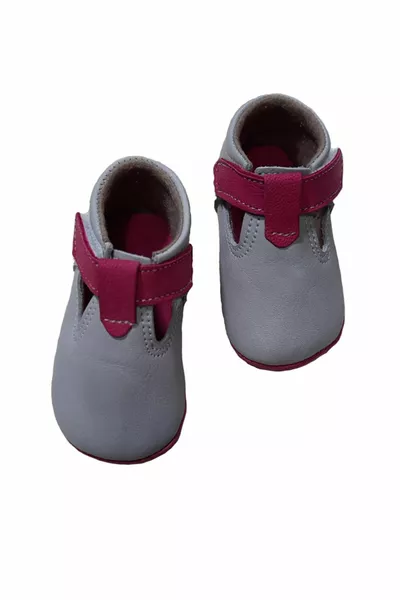 الخطوة الأولى رمادي الطفل الجوارب