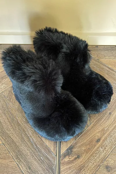 Women's Black Bumble Ultra Light Feathered Panduf With Fur Inside 4cm 