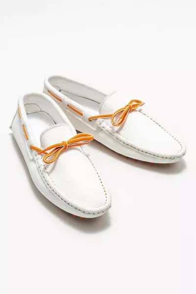 أحذية رجالية بيضاء كاجوال