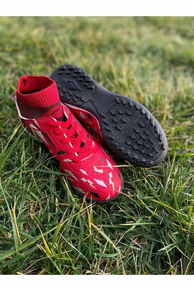 أحذية كرة القدم Astroturf مع الجوارب