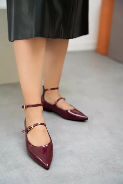 Nisu بورجوندي براءات الاختراع الجلود وأشار اصبع القدم مشبك الباليه الشقق