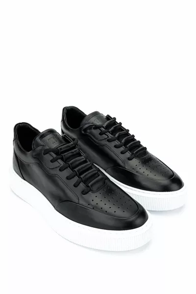 Мъжки черни маратонки от естествена кожа