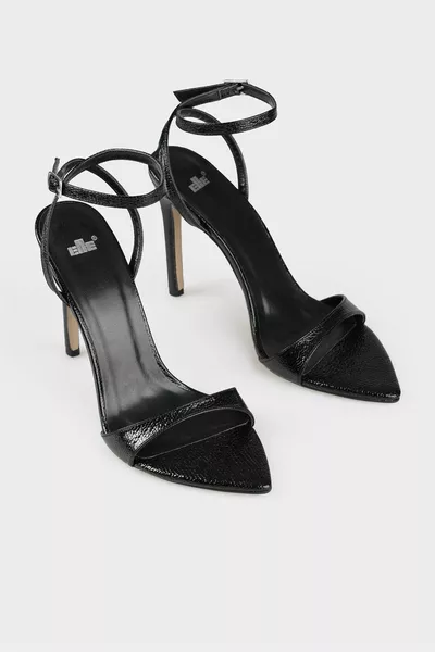 Черни дамски сандали на ток