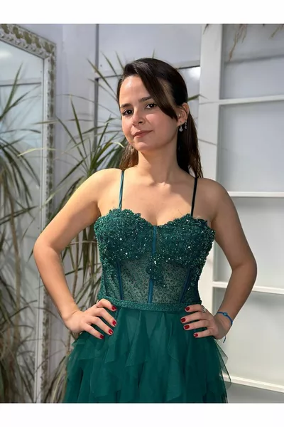 NIKAH ABENDKLEID VERLOBUNGSVERSPRECHEN ANFRAGE SCHICKES LANGES ABENDKLEID DESIGN STEIN NACH DER PARTY HENNA