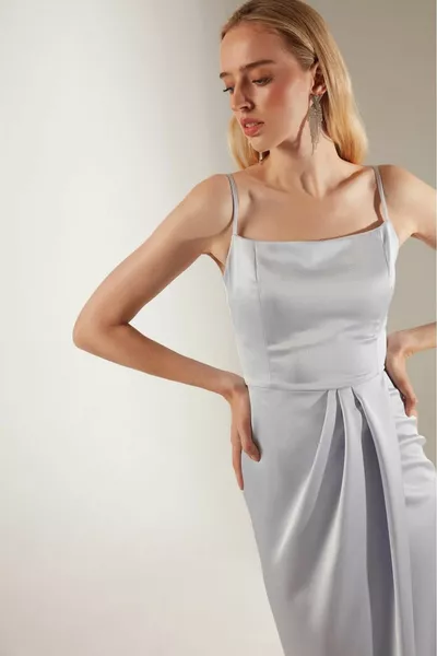 المرأة الأزرق الفاتح رايات حزام مساء اللباس