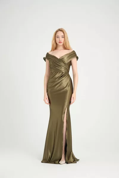 Женская лодочка Шея Плиссированная Детализированная Разрез Длинная Рыба Форма Атласное Платье Свадебное Приглашение На Помолвку