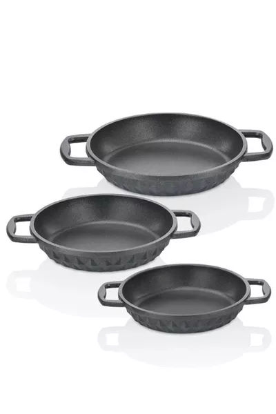 Bella Cast Iron Cooking Set