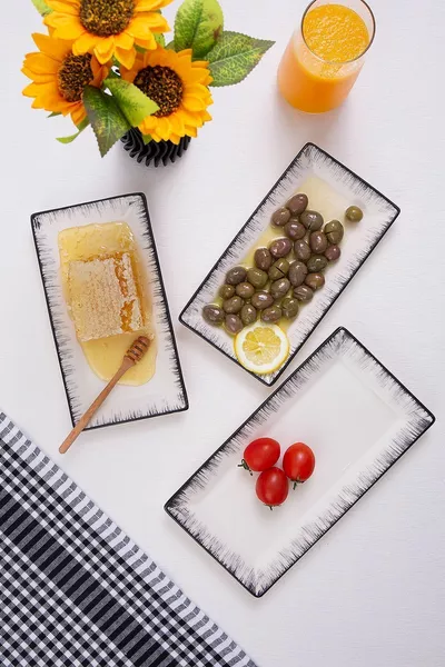 3-Piece Long Serving Plate Set Black