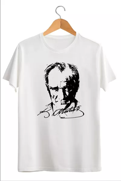 White T-shirt with Atatürk Print