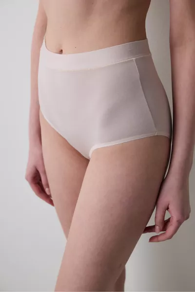سروال داخلي عالي الخصر كولاجين معتّق باللون البيج الفاتح