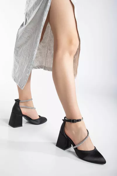 Big Size Hard Hat Stone Slit Abdomen Satin Black Women's Heeled Evening Shoes