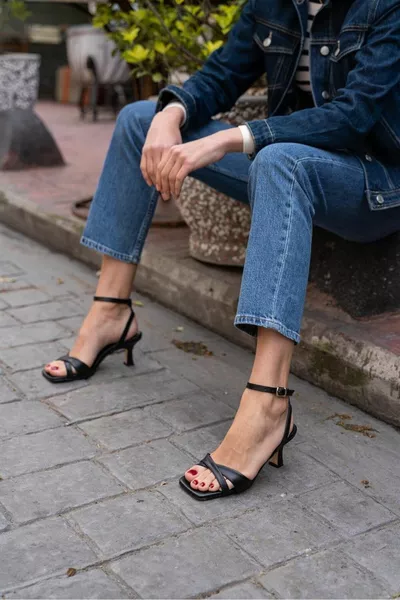 جيتا أسود الكعب