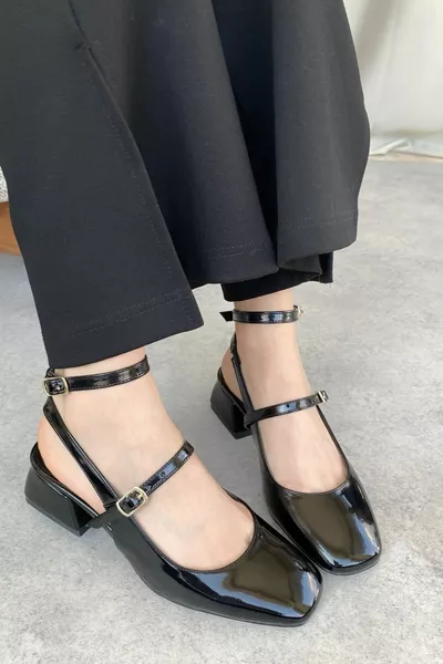 حذاء كلفن جلدي بكعب قصير نسائي - جلد أسود لامع