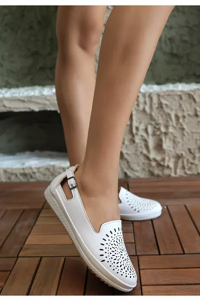 Meore White Skin Ballet Flats