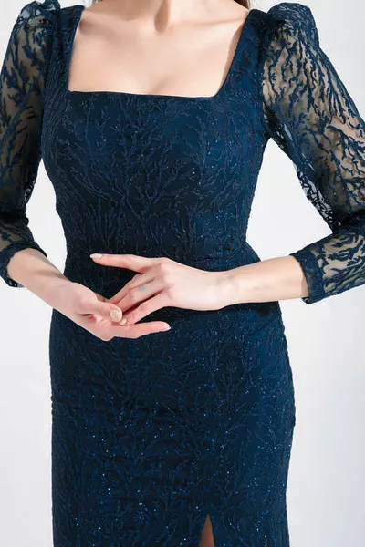 Kadın Lacivert Kare Yaka Simli Midi Abiye Elbise