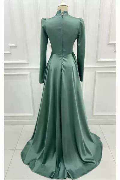 فراشة مساء اللباس النعناع