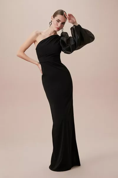 Robe longue noire à manches longues en crêpe à manches ballon