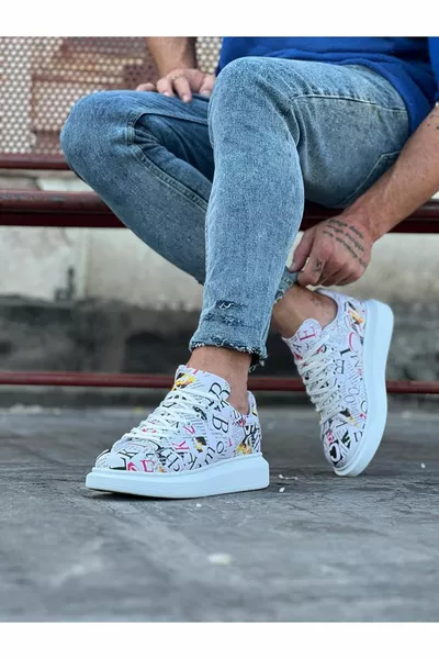 Feminine Touch  Magazine Chaussures décontractées teintées pour hommes