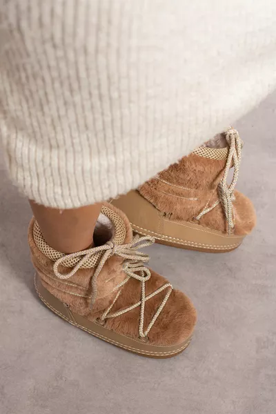 حذاء ثلجي قمر للسيدات من Miel بني فاتح