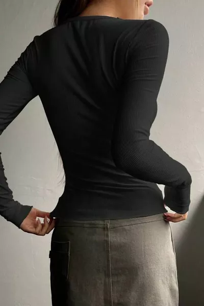 المرأة زر أسود مفصل Egged زر طاقم الرقبة كم طويل سروال قصير Camisole بلوزة Bodysuit