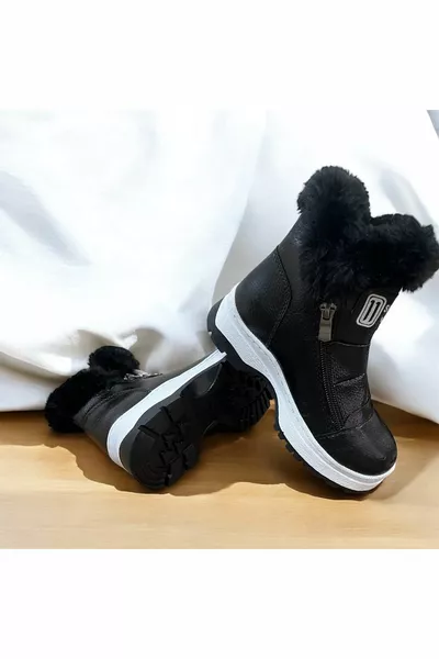 أحذية ثلجية من الفراء باللون الأسود للفتيات