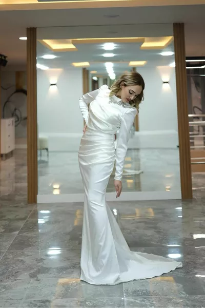  ЯКА С КАМЪНИ