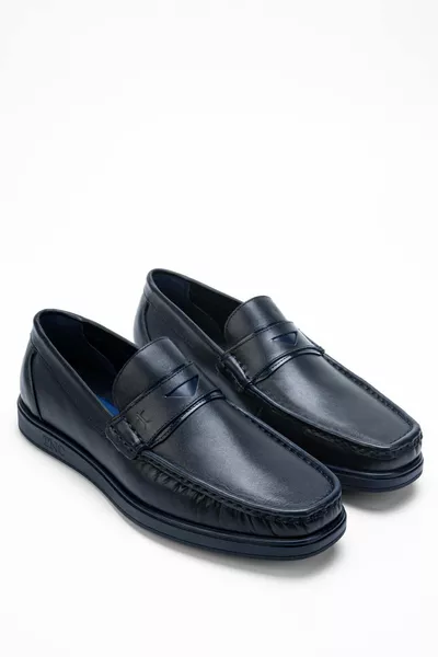 Мужские туфли из натуральной кожи темно-синего цвета лоферы