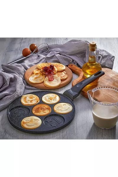 Kitchen Emoji Cast Granite Pancake Pan cm