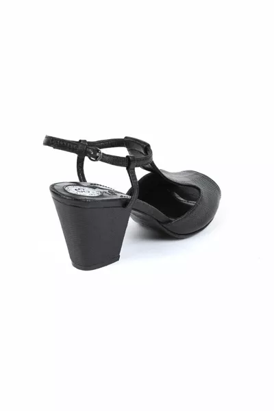 Кожа черной змеи