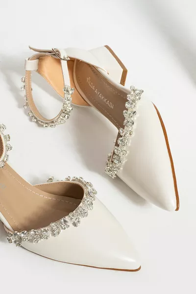 حذاء نيرفيا كلاسيك باليه مسطح نسائي بكعب 3 سم مع وشاح بحجر عند الكاحل