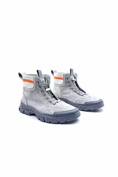 أحذية رجالية من جلد الغزال الرمادي مع أربطة مرنة