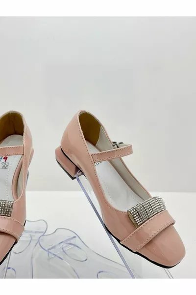 أحذية الباليه ذات الكعب العالي للفتيات