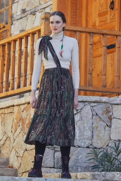 Ceinture croisée à ourlet détaillé, jupe midi à volants