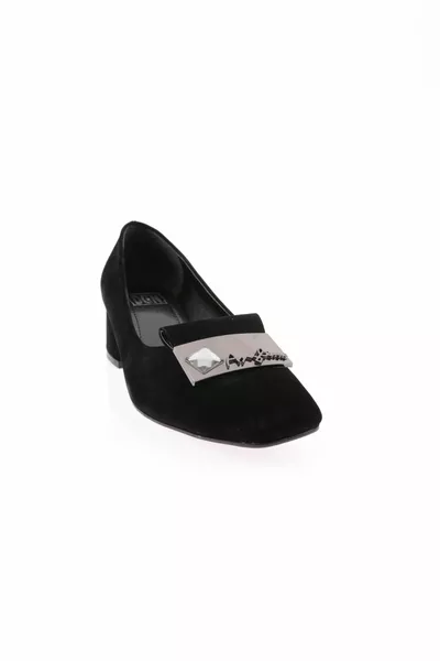  نسائي حديد الكعب