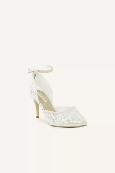 Chaussures de mariée brodées en guipure de dentelle blanche