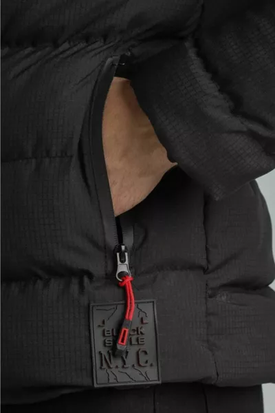 Freddo Manteau Micro Garnissage À Capuche Imperméable Et Coupe-Vent Noir Pour Homme Rouge Détaillé