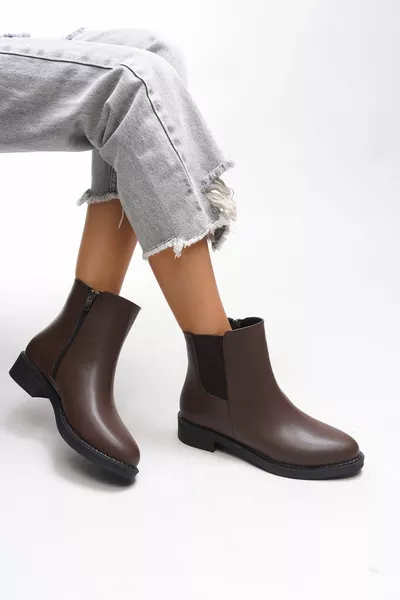 Zimlath Женские сапоги  коричневой кожей