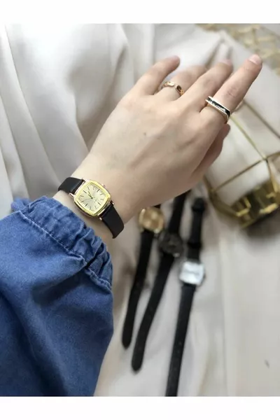 Ретро минималистична кожена лента Дамски ръчен часовник - злато