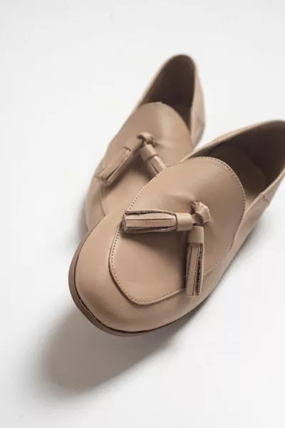  Biscuit Skin Leather Shoes