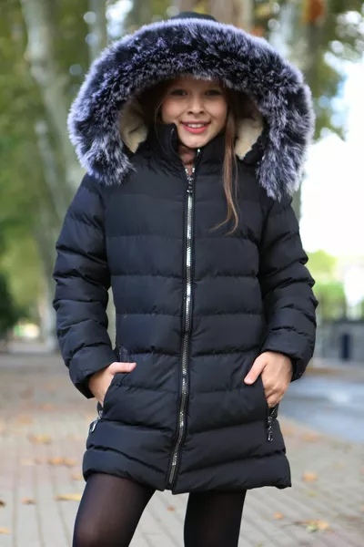 Manteau de manteau de fausse fourrure noir extra doux de remplissage argenté à fermeture éclair en peluche à capuche