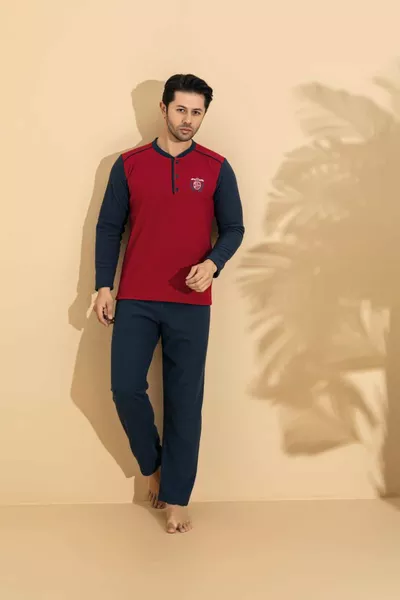 طقم بيجامة من الصوف للرجال