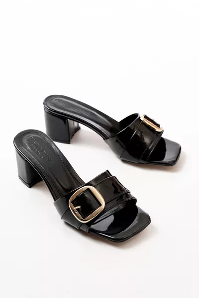 حذاء نسائي بكعب عالٍ جلد لامع أسود من إيغور