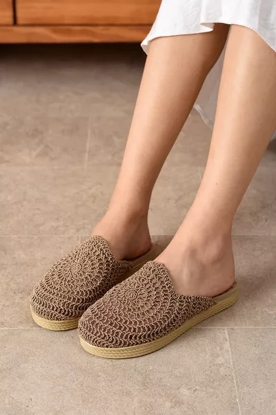 صندل نسائي يومي مريح مطرز منسوج لشبكة عطلة