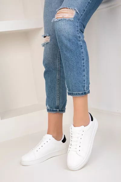Beyaz-Siyah Kadın Sneaker 