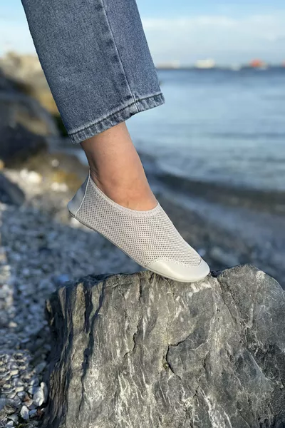 حذاء بحري متعدد الاستخدامات ببطانة داخلية أرثوبيدية ونعل سميك للمسبح، الشاطئ، الحديقة والمنزل