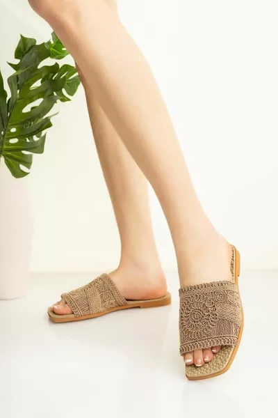 شبشب نسائي مريح بتفاصيل دانتيل عاري، موسمي جديد، شبك مطرز، شبشب صيفي للمنزل والمناطق الخارجية