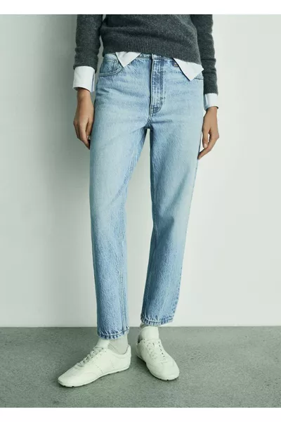 Дънки тип  с висока талия