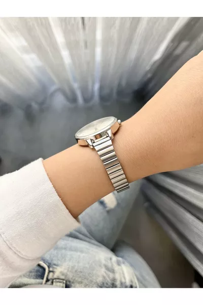 ساعة يد نسائية بسيطة بسوار من الفولاذ من بولو