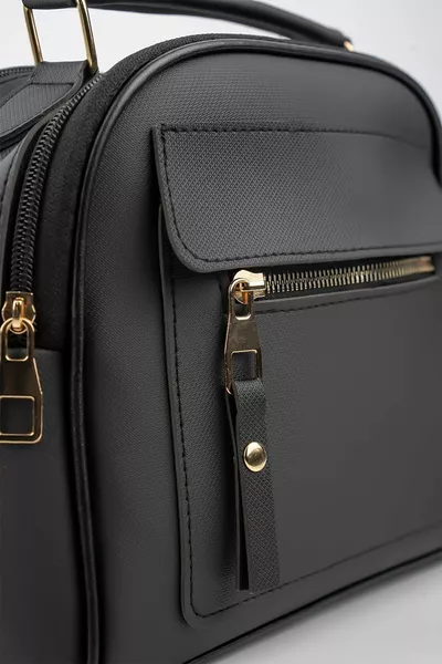 Kadın Siyah Lacost Deri 3 Bölmeli Ayarlanabilir Askılı El Ve Omuz Çantası